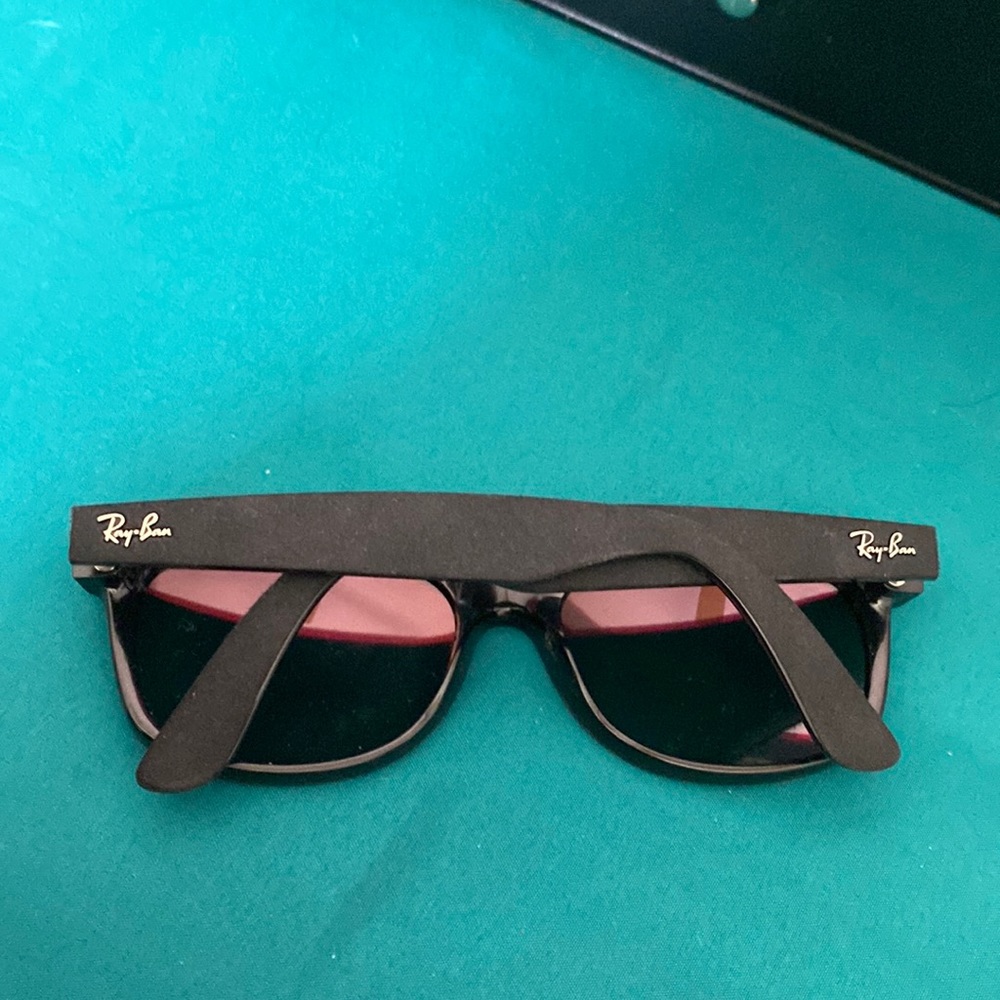 Ray ban new wayfarer
